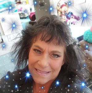 Meet your Posher, Holly